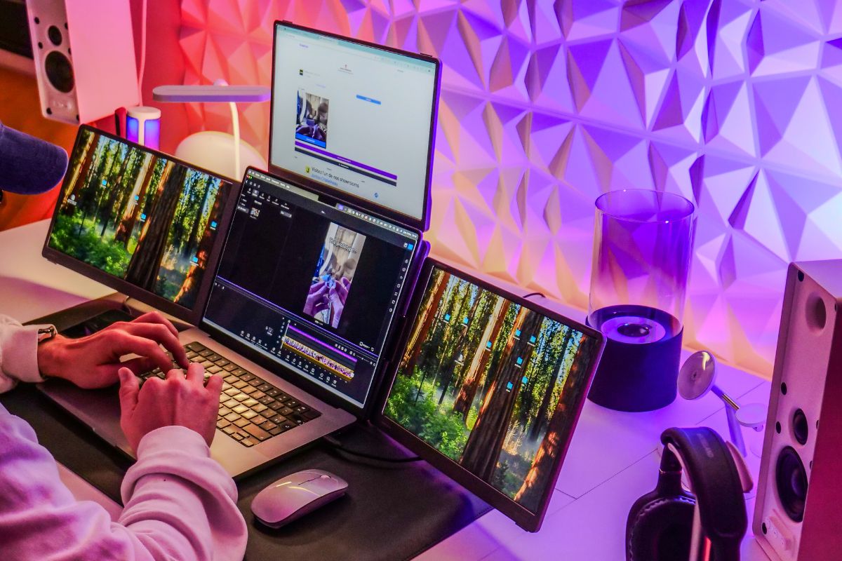 Aura Displays Featured on TechRadar Pro!